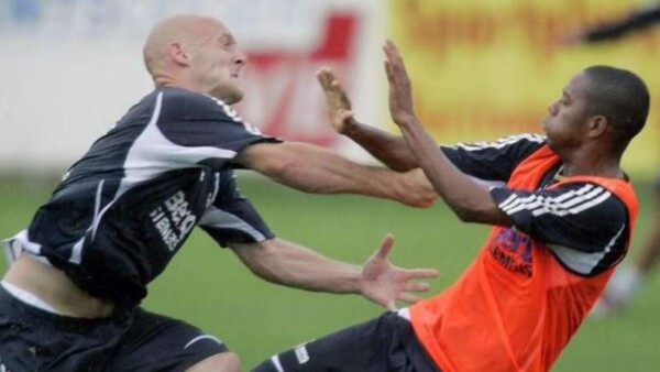 Futbolistas que se fueron a los golpes con sus propios compañeros de equipo: uno perdió la vida