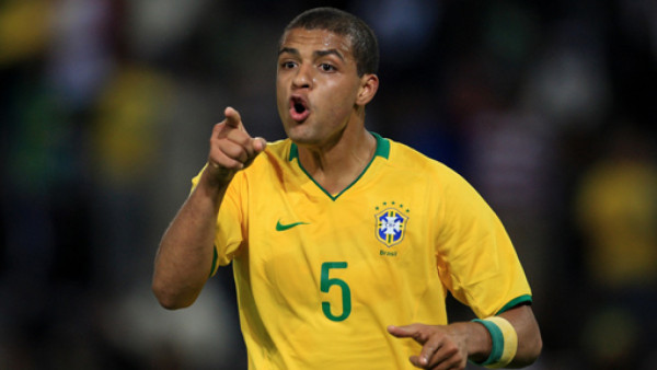 Felipe Melo pensó en el retiro tras el Mundial