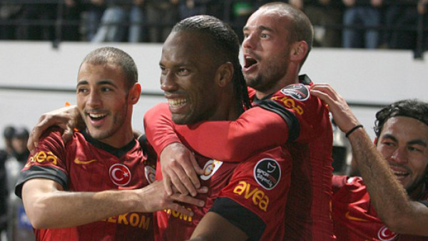 Galatasaray empata ante un Schalke aguerrido