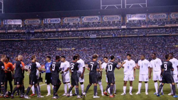 Honduras debutará contra Estados Unidos en la hexagonal de Concacaf