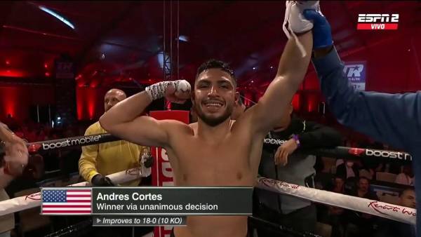 ¡Nocaut al séptimo! Teófimo López debuta con explosivo triunfo en el peso superligero tras bombardear a Pedro Campa