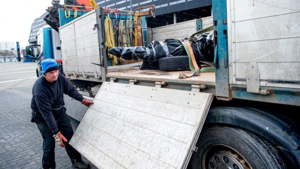 Totalmente destruida: Así quedó la estatua de Ibrahimovic en Suecia con las piernas cortadas