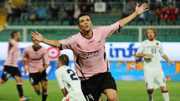 Palermo es cuarto en Italia al vencer a Cagliari