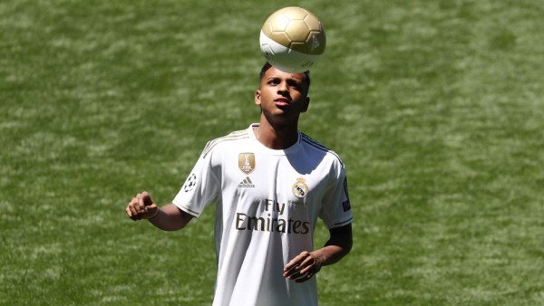 Los futbolistas jóvenes que han ilusionado a la afición del Real Madrid como Kubo