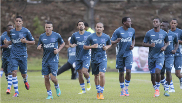 Honduras ya entrenó en Costa Rica
