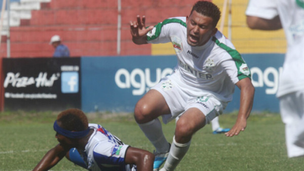 Victoria gana y es líder en Honduras