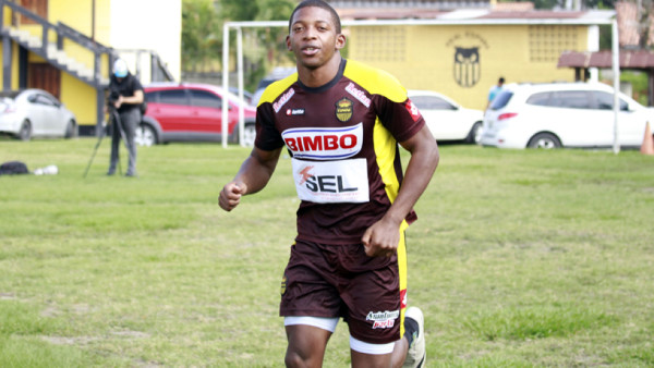 Las siete sorpresas de Suárez en convocatoria