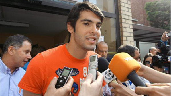 Leonardo podría llevar a Kaká al Inter