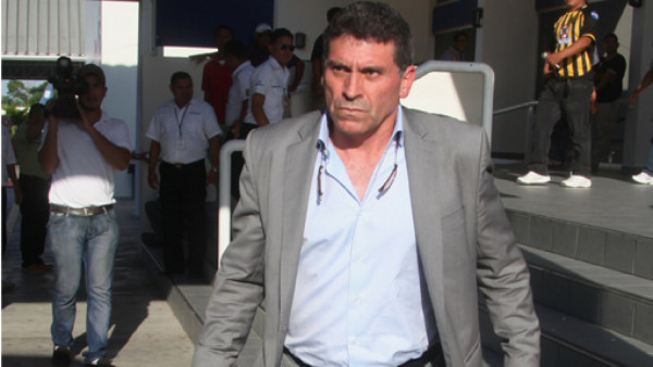 Suárez envidia fogueos de Costa Rica