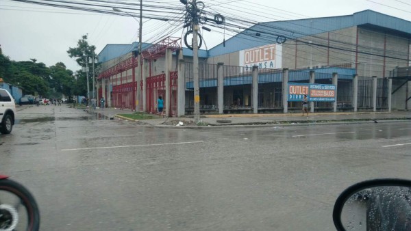 EN FOTOS: Los increíbles saqueos en muchos negocios en Honduras