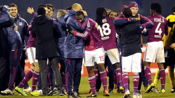 En el Ajax no están convencidos de la goleada del Lyon