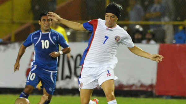 Prensa de Costa Rica: 'Más vivos que nunca'