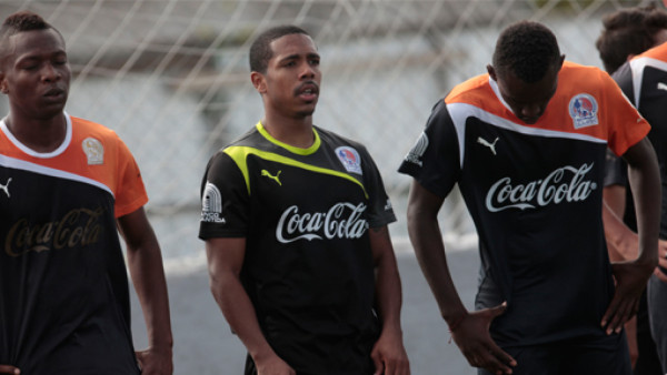 Primo del 'Choco” Lozano hace prueba en Olimpia