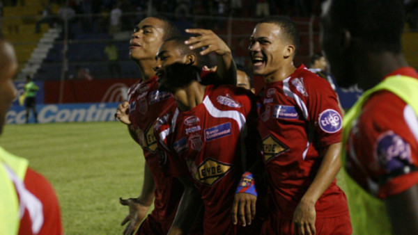 Vida-Savio se jugará el sábado a las 7.30 pm