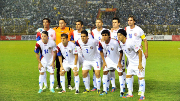 Costa Rica deja casi eliminado a El Salvador