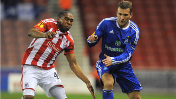 Con Wilson Palacios, Stoke City avanzó a la siguiente fase
