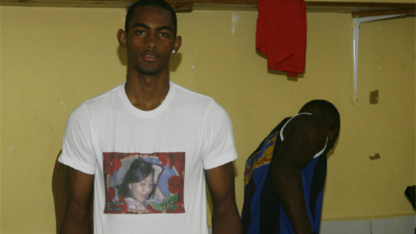 La camisa de amor de Jerry Bengtson