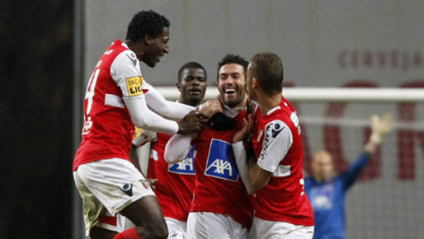 El golazo anotado desde el medio campo