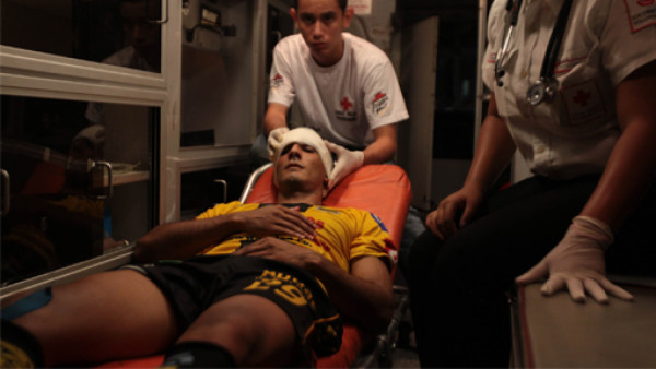 Bica y Macías se fueron directo al hospital