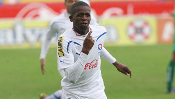 Boniek se incomoda en Olimpia pero acepta su realidad