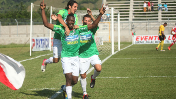 Marathón sube como la espuma al vencer al Real Sociedad