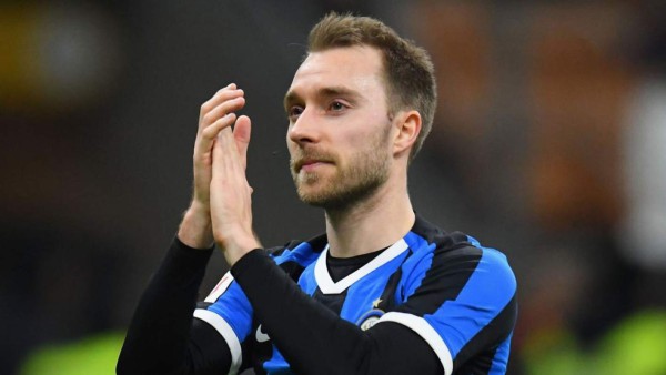 Italia: Por culpa del coronavirus, el futbolista danés Christian Eriksen quedó en la calle