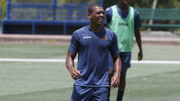 Jocimar mira con cuidado a Real Sociedad