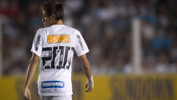 Neymar celebró sus 200 partidos con un golazo