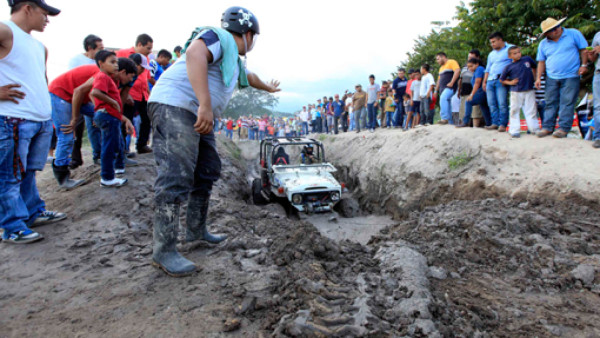 Gaspar Pineda sigue imparable EN EL 4X4
