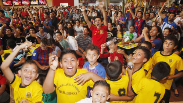 Barcelona y Real Madrid aumentan la crisis del fútbol en Honduras