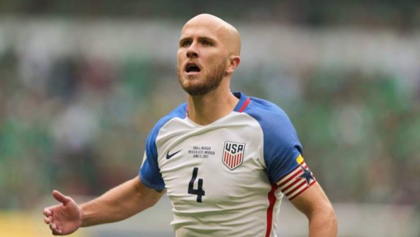 TOP: Maynor Figueroa, en el selecto grupo de futbolistas activos con más partidos con sus selecciones