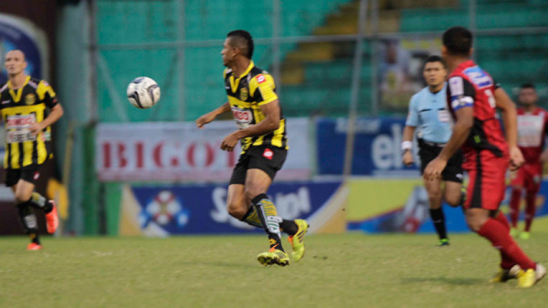 Carlo Costly vuelve a Liga Nacional 2 mil 609 días después