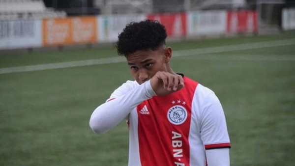 Otra tragedia en el Ajax: Así era Noah Gesser, la promesa de club que murió junto a su hermano