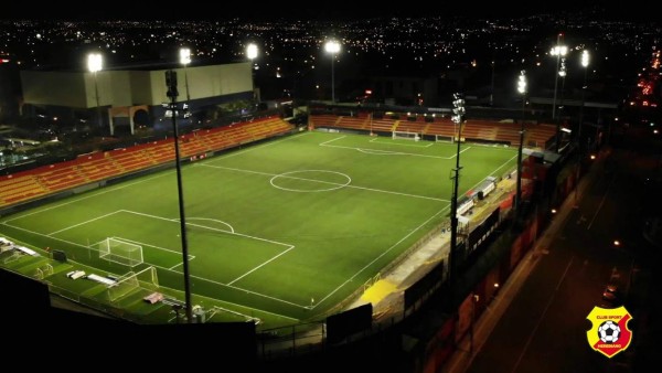 Herediano demuele el vetusto Eladio Rosabal Cordero y comienza el sueño de su nuevo estadio