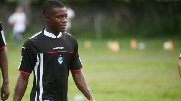 ¡Júnior Lacayo, a prueba a Inglaterra!