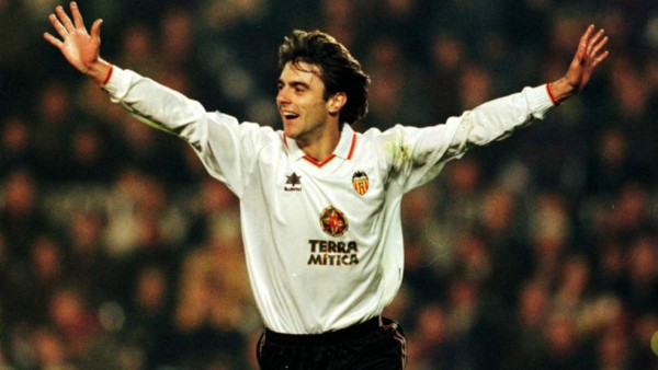 ¡Y solo tiene 20 años! Las 15 leyendas a las que Mbappé supera ya en goles de Champions League