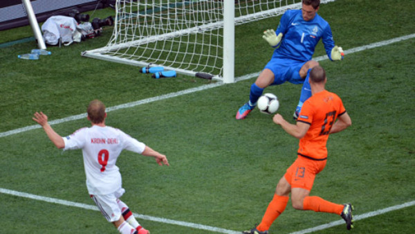 Duro revés para Holanda ante Dinamarca