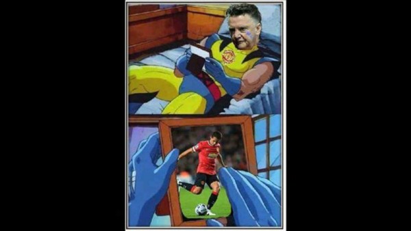 Los mejores memes del doblete de Chicharito Hernández con el Bayer Leverkusen