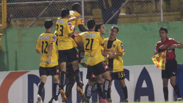 Diduch manda al Real España al último lugar