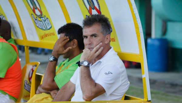 Argentino Roque Alfaro se va del Platense