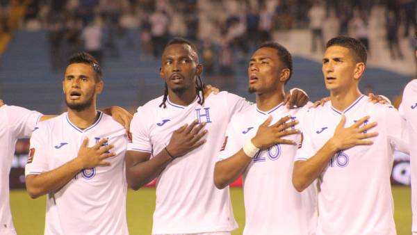 Johnny Leverón, Alex López, entre los jugadores que llevaría Héctor Vargas a la Copa Oro 2023.