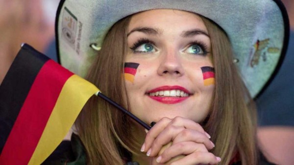 Las mujeres más bonitas que nos ha dejado la Eurocopa 2016