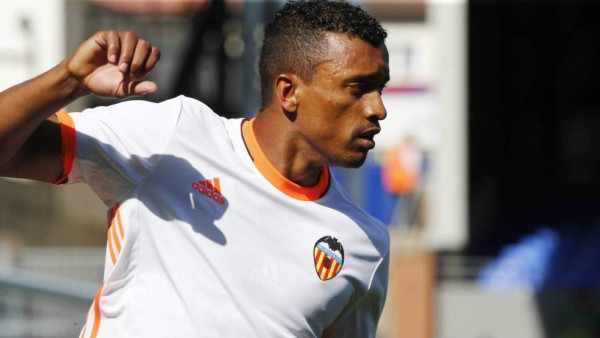 Fichajes confirmados: El Barça anuncia una baja y hay una compra inminente; Real Madrid va por un belga