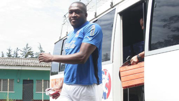 Milton quiere quedarse en Olimpia