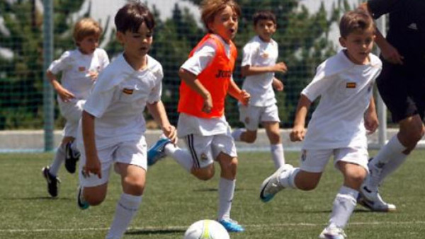 Real Madrid fundará escuelas deportivas para niños con bajos recursos en EEUU