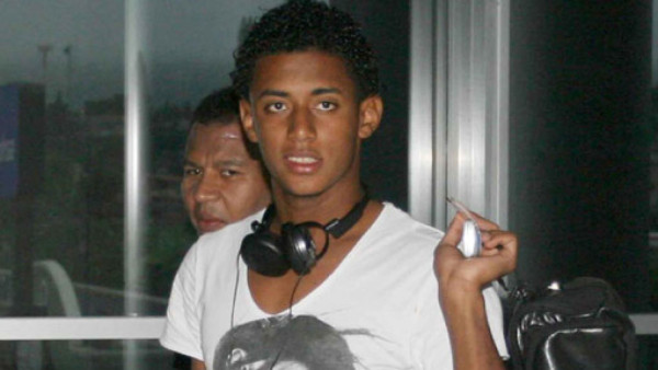 Anthony Lozano está en Honduras