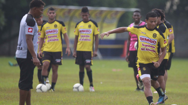 Walter Martínez, cerca de fichar con el Vida