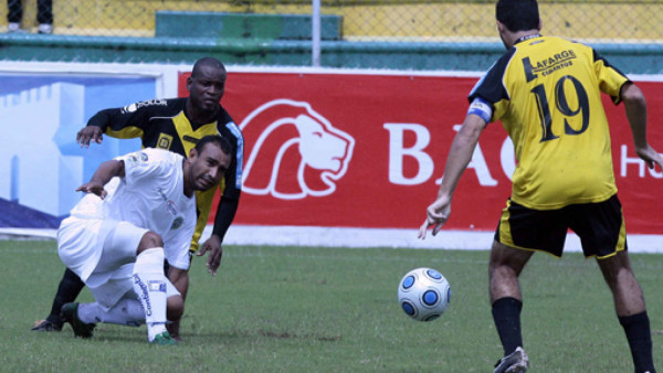 Platense remonta y vence al Hispano