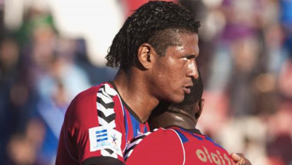 Carlo Costly participó en el amargo empate del Veria