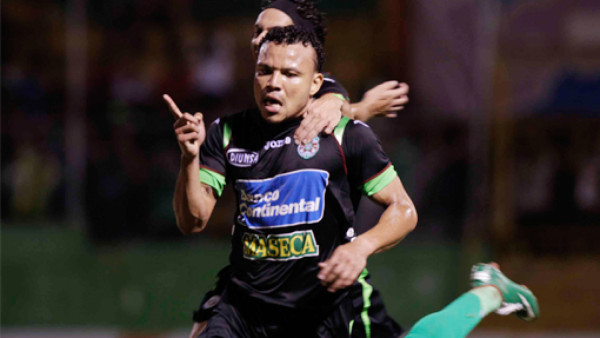 VIDEO: El golazo de Emil Martínez al Savio